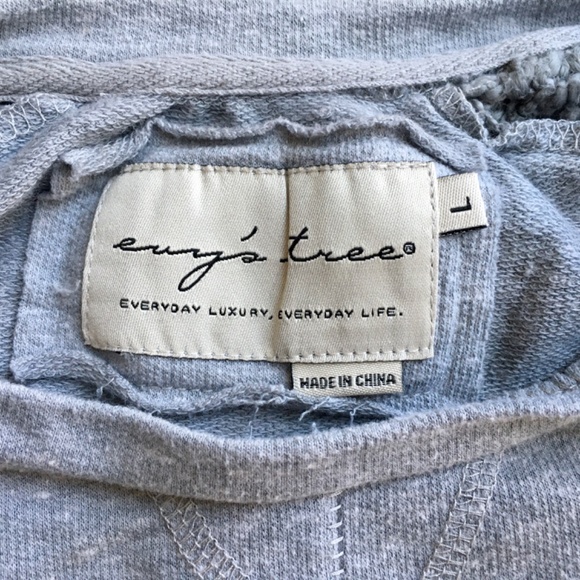 Evy’s Tree Consuelo in Platinum - Picture 2 of 4